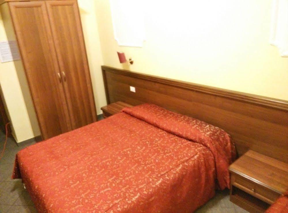 B&B Rudy Center Roma Eksteriør bilde